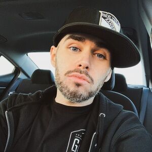 Meet your Posher, Joey